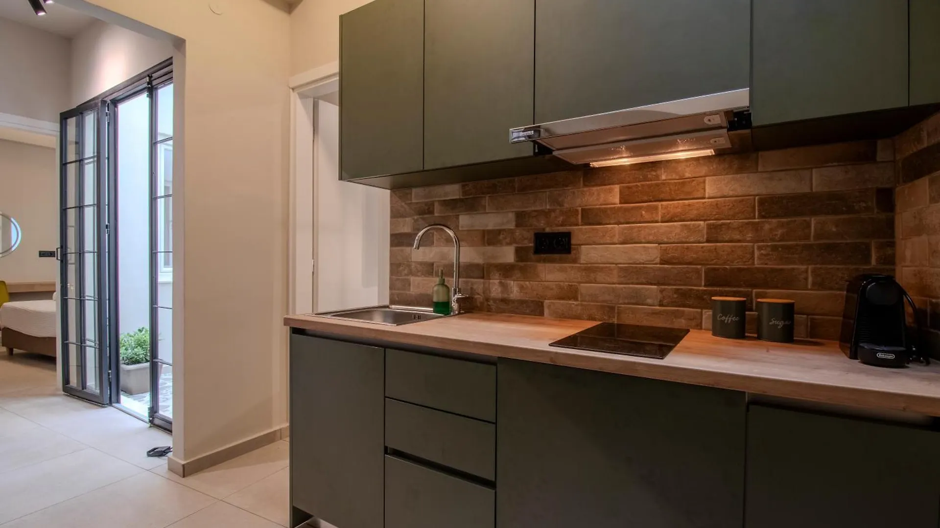 Stylish Cityscape Apt In Heraklion Centre 0*, Heraklion (Crete)