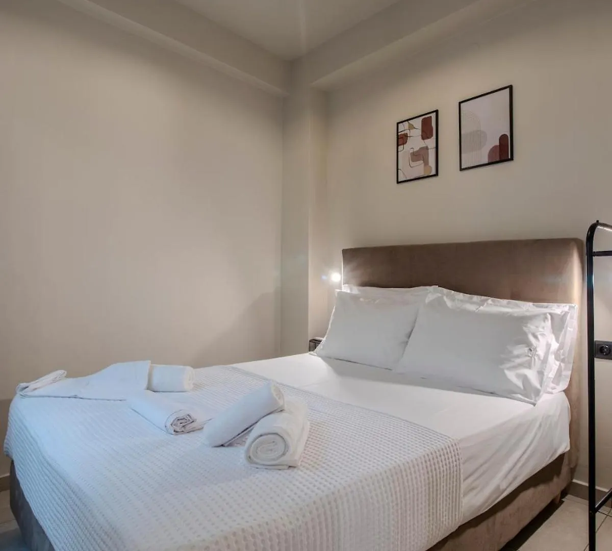 Apartment Stylish Cityscape Apt In Heraklion Centre Greece